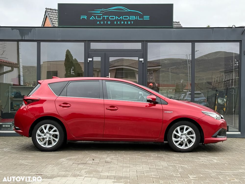 Toyota Auris 1.8 VVT-i Hybrid Automatik Comfort - 2