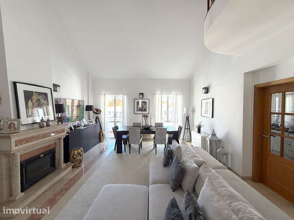 Apartamento T4 Duplex no Condomínio Portais da Arrábida - Quinta do... - Grande imagem: 2/21