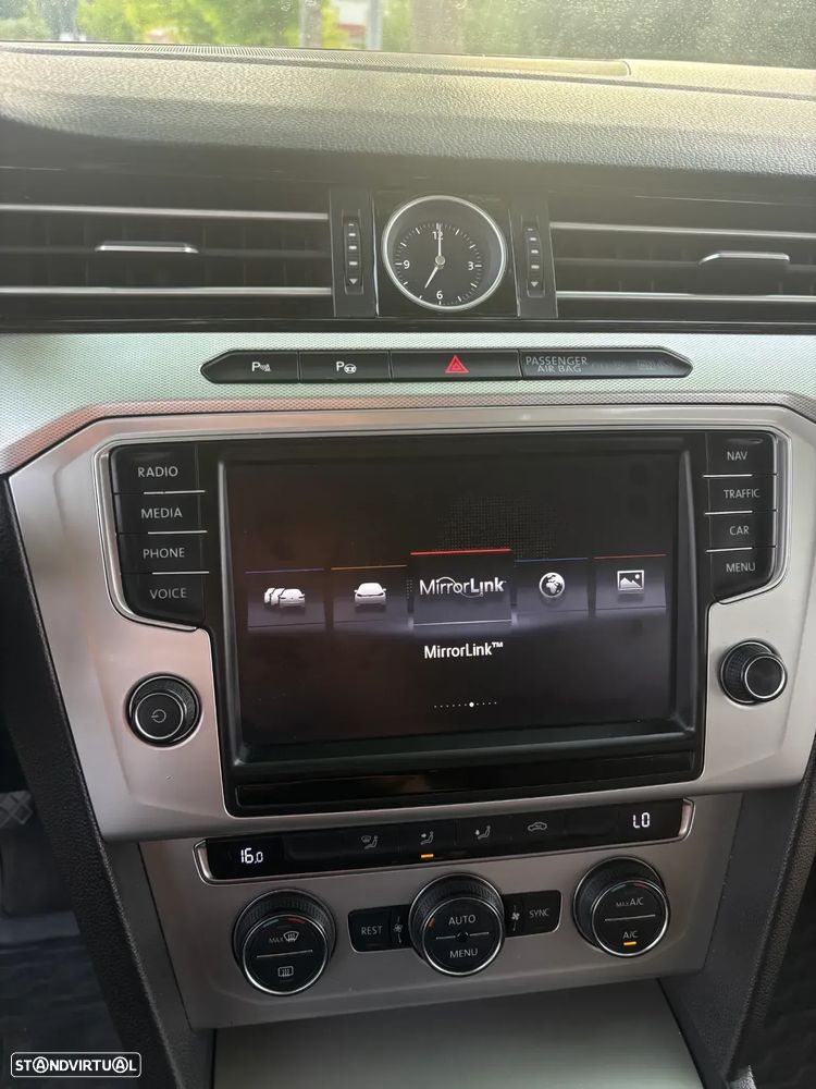 VW Passat Variant 2.0 TDI Confortline - 40