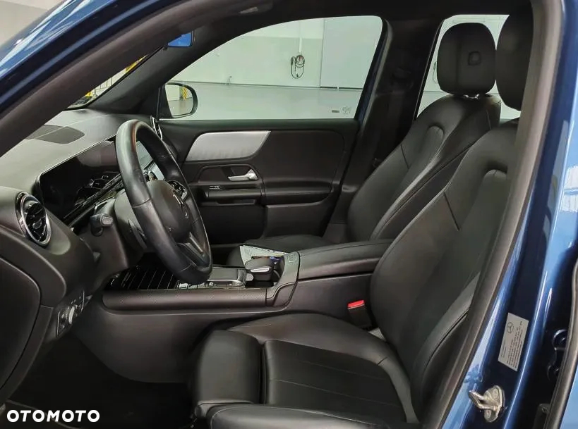 Mercedes-Benz GLB 200 7G-DCT - 7