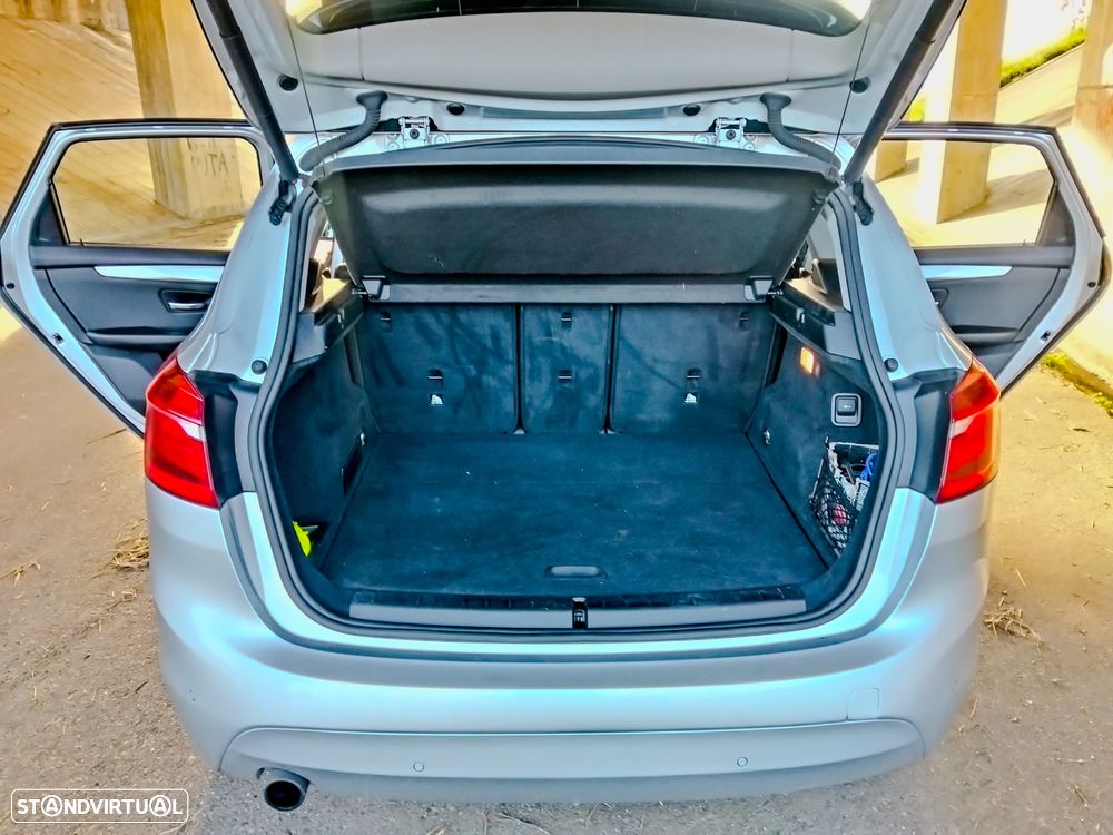 BMW 216 Active Tourer d - 9