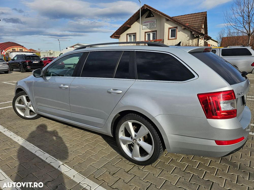 Skoda Octavia Combi Diesel 2.0 TDI DSG Style - 4