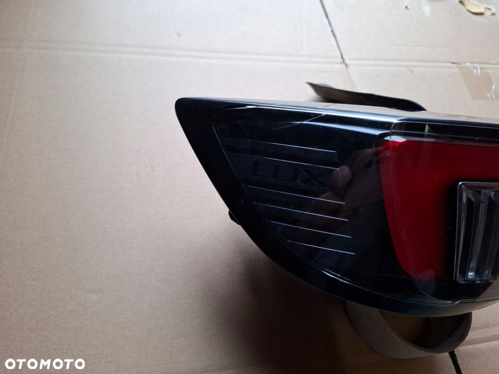 LAMPA TYLNA OPEL MOKKA II B ORYGINAŁ ŁADNY STAN - 2