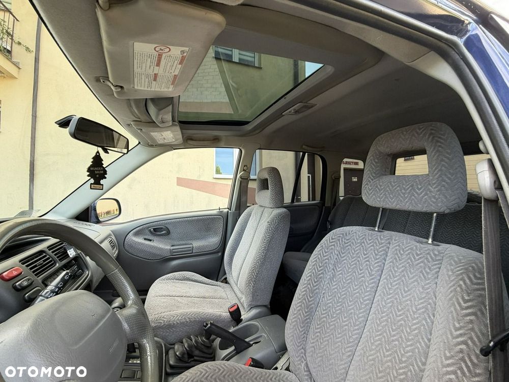 Suzuki Grand Vitara - 17