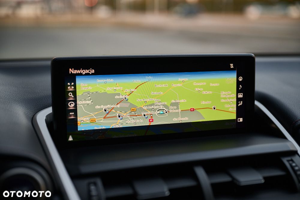 Lexus NX 300h F Sport AWD - 37