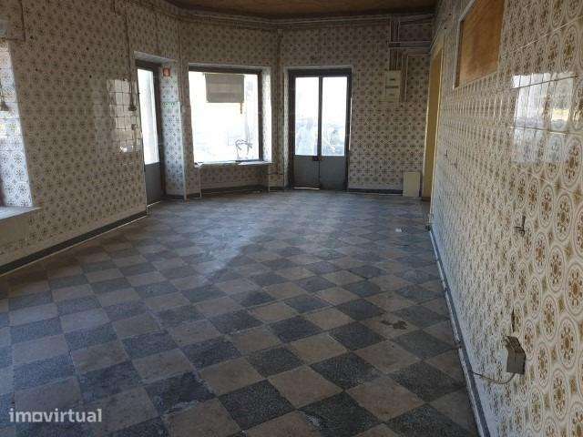 Prédio Comercial com Excelente Localização | Centro do... - Grande imagem: 2/15