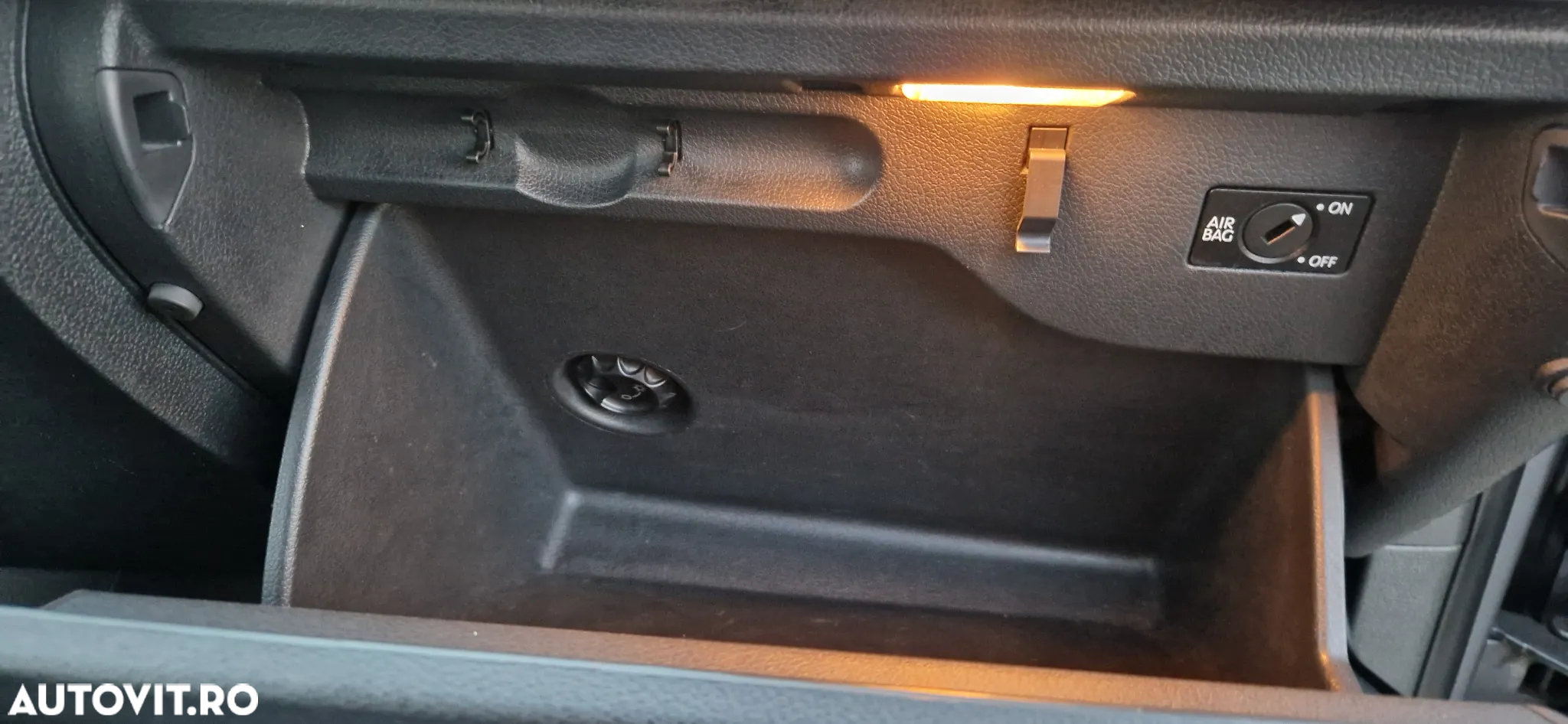 Volkswagen Golf Plus - 11
