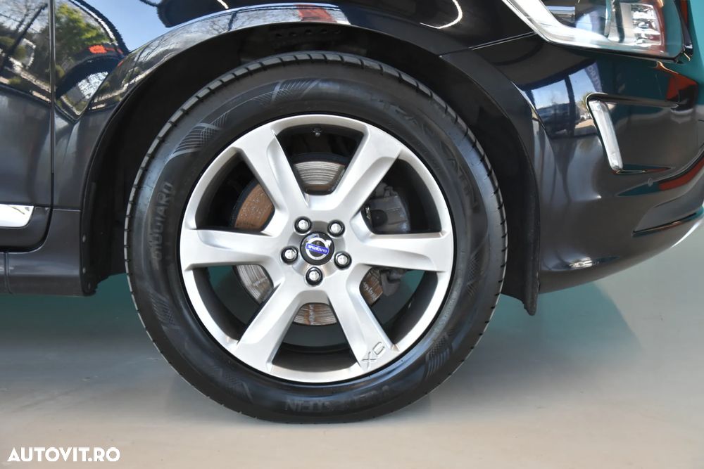 Volvo XC 60 D5 AWD Summum - 20