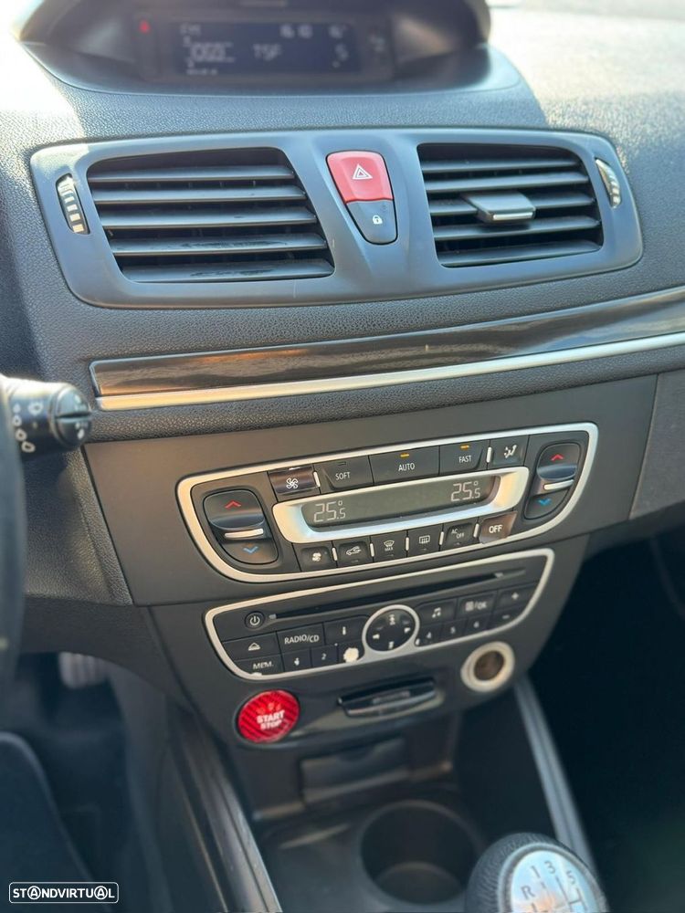 Renault Mégane 1.5 dCi Comfort SS - 11