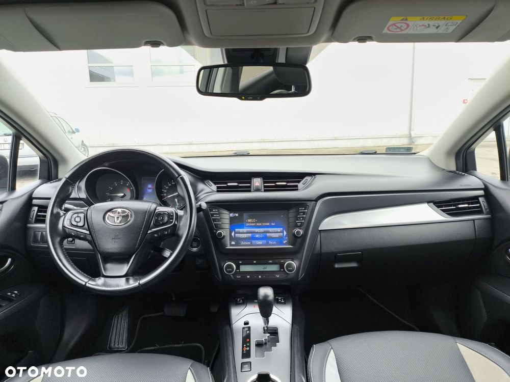 Toyota Avensis 2.0 Premium MS - 14