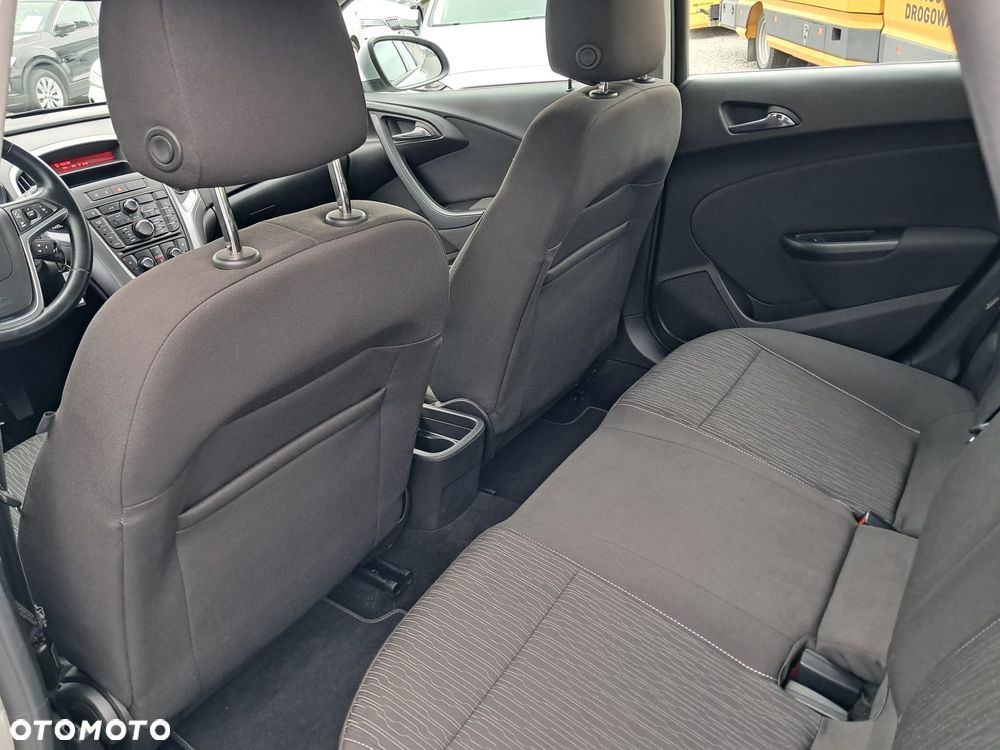 Opel Astra 1.6 Business EU6 - 23