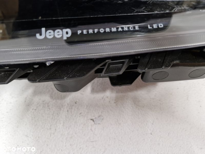 JEEP AVENGER LAMPA REFLEKTOR LEWY PRZÓD EU LED 52218721 - 11