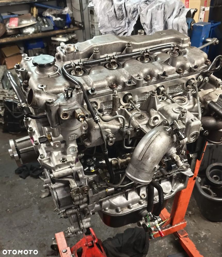 Remont / regeneracja silnika ISUZU 3.0 - 4JJ1 4JJ3 4HK1 - JCB Hitachi Case Yanmar Iseki D-MAX - 11