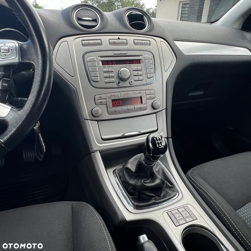 Ford Mondeo 2.0 Gold X Plus - 31