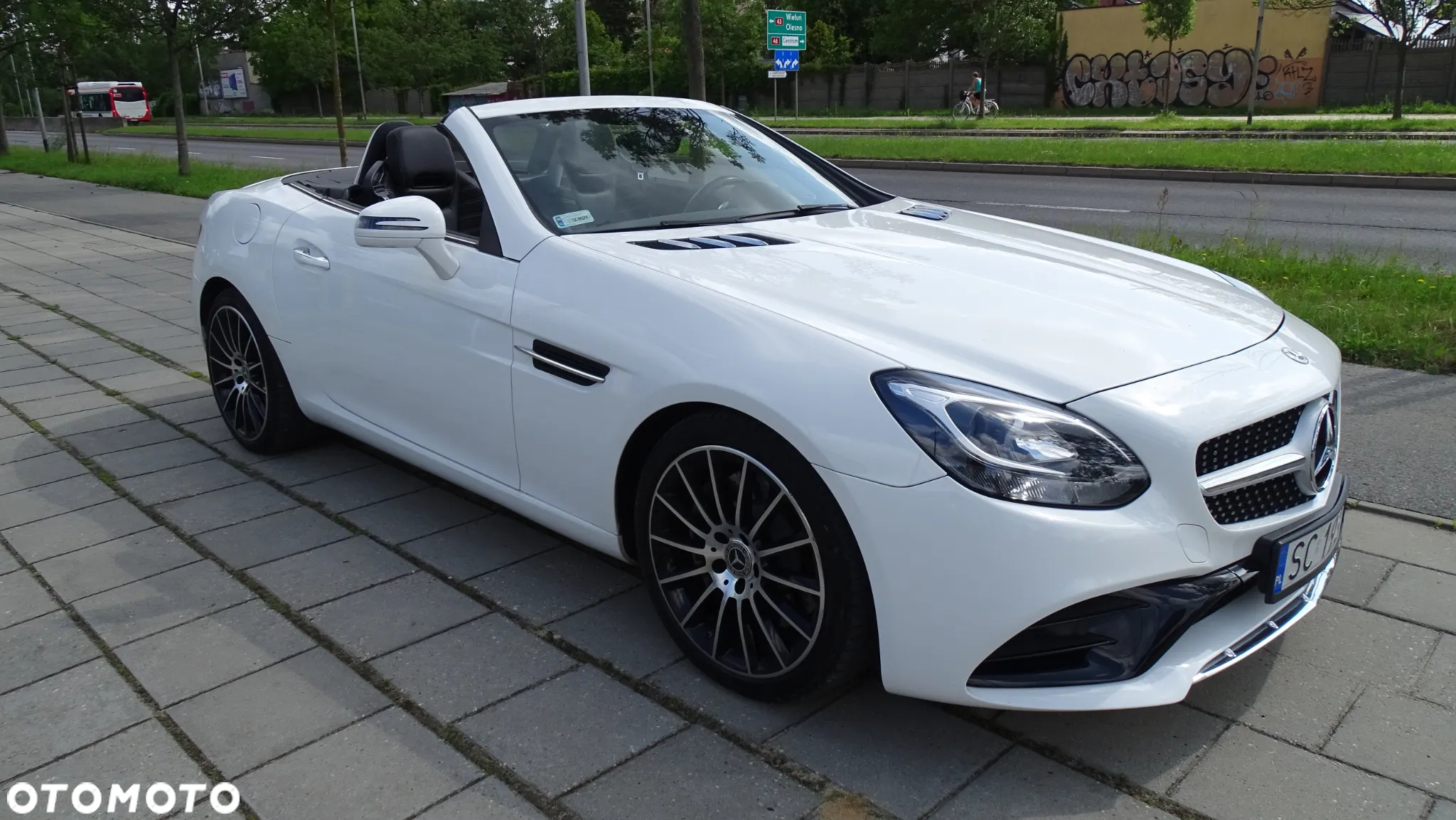 Mercedes-Benz SLC 300 9G-Tronic - 24