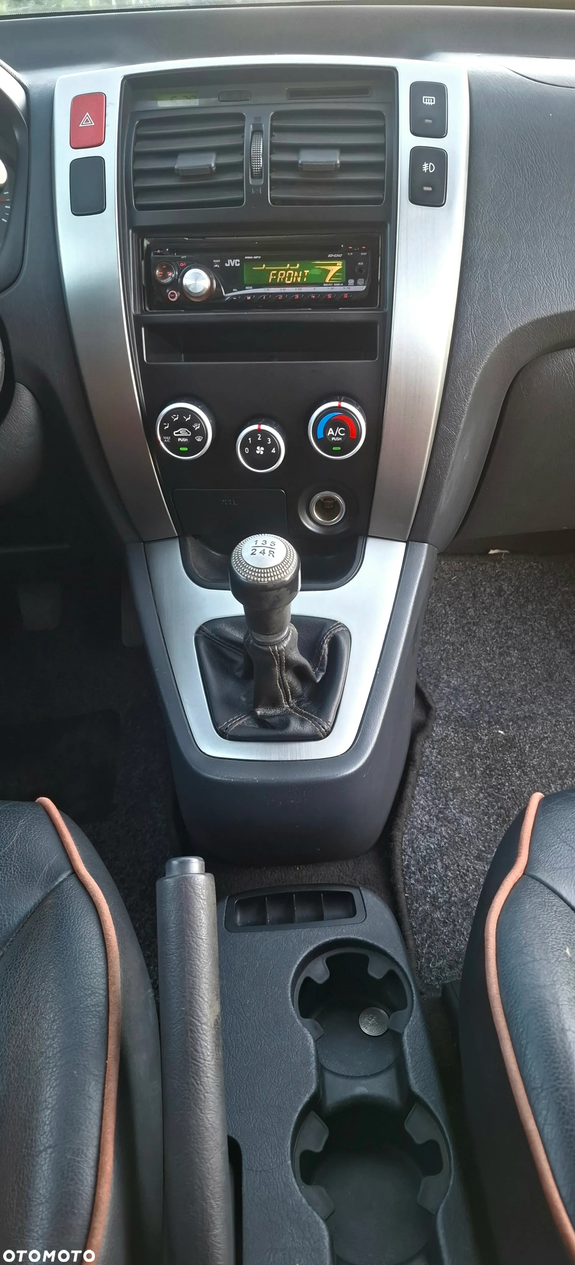 Hyundai Tucson 2.0 2WD GLS - 20