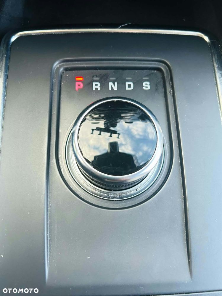 Land Rover Discovery Sport 2019 photo 4