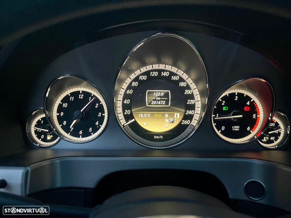 Mercedes-Benz E 250 CDi Avantgarde BlueEfficiency Auto. - 19