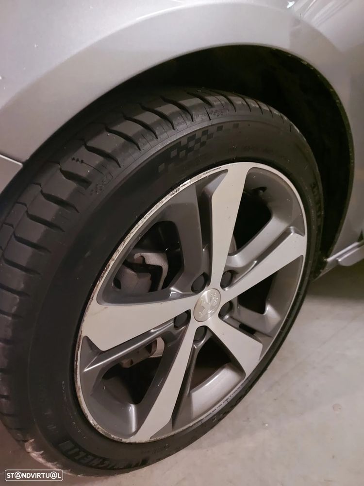 Peugeot 308 SW 1.6 BlueHDi GT Line - 35