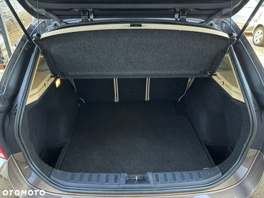 BMW X1 xDrive20d - 5