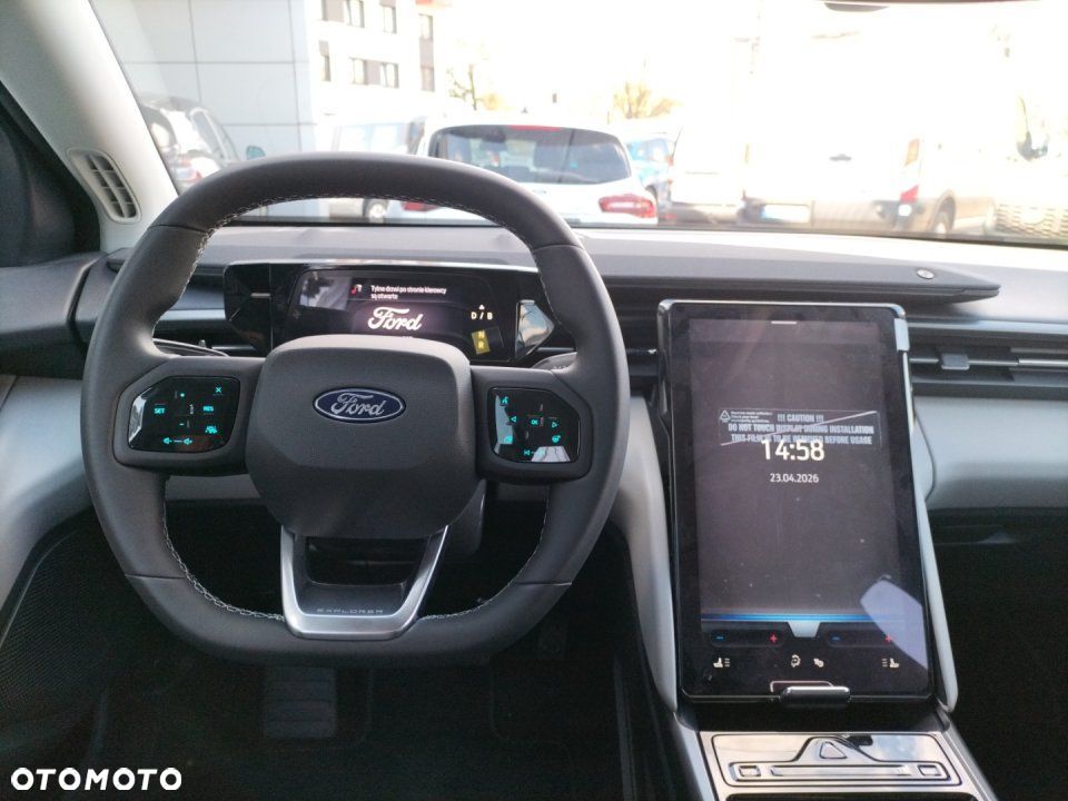 Ford Explorer - 11