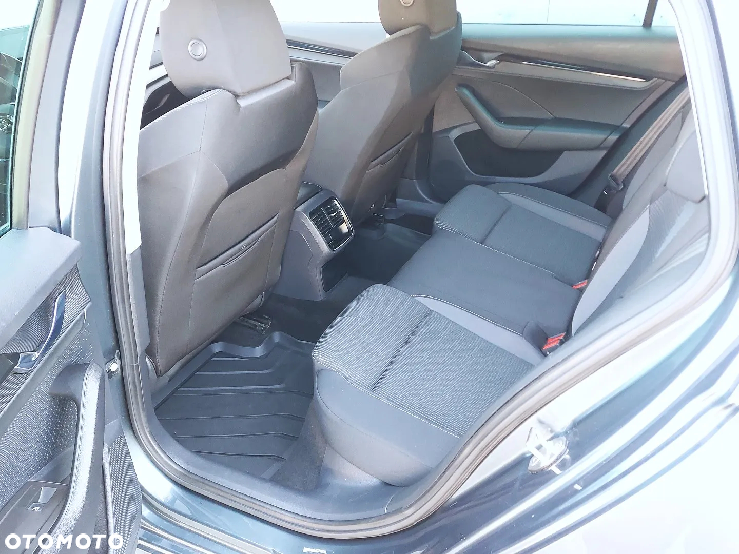 Skoda Octavia 2.0 TDI Business DSG - 15