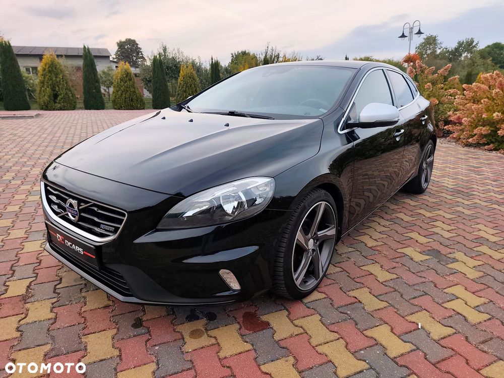 Volvo V40 D2 R Design - 1