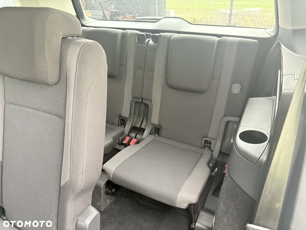 Volkswagen Touran 1.6 TDI SCR (BlueMotion Technology) Trendline - 10