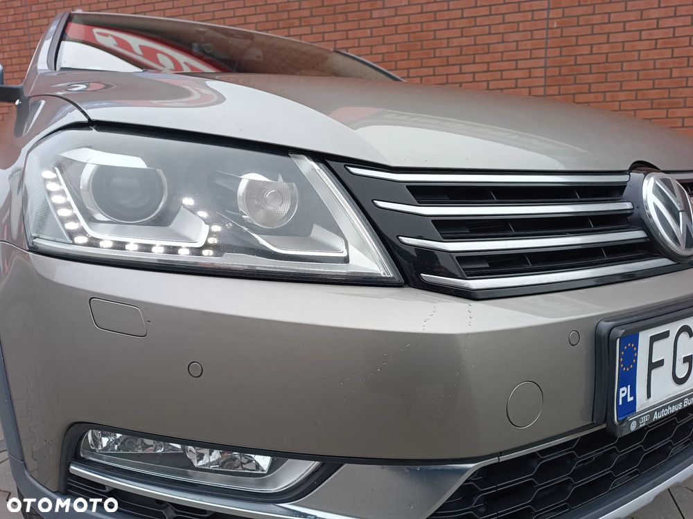 Volkswagen Passat - 2