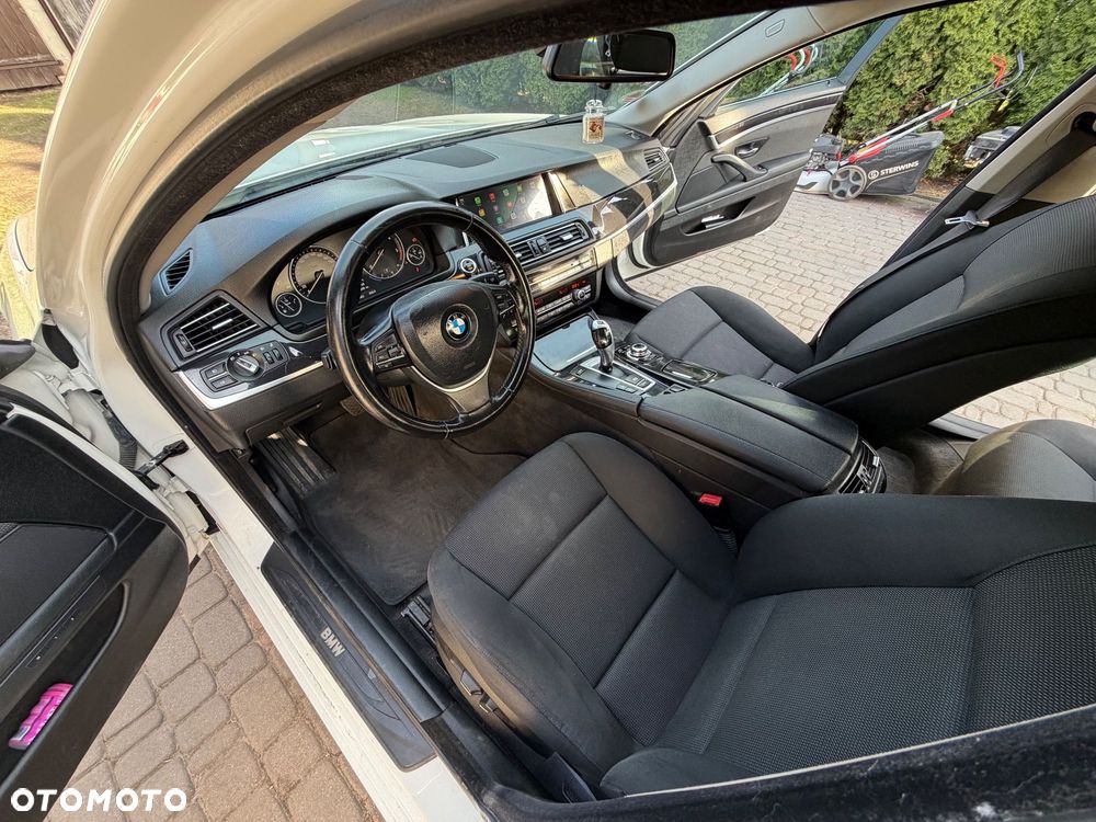 BMW Seria 5 530d xDrive Luxury Line - 20