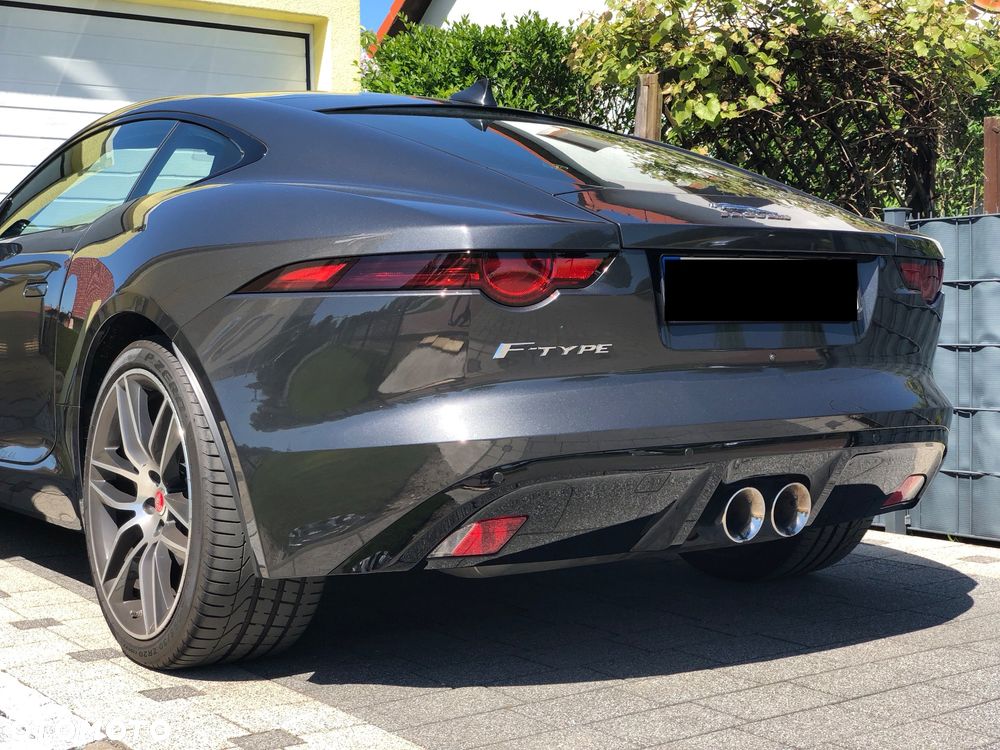Jaguar F-Type S - 8