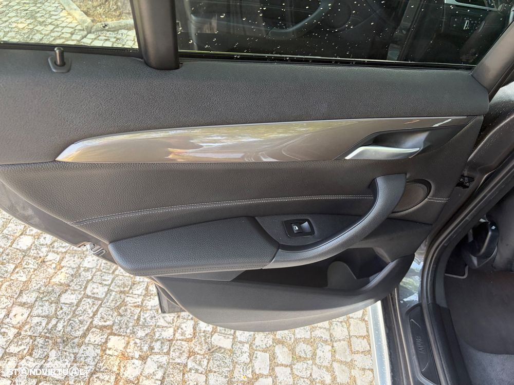 BMW X1 sDrive18d Pack Desportivo M - 20