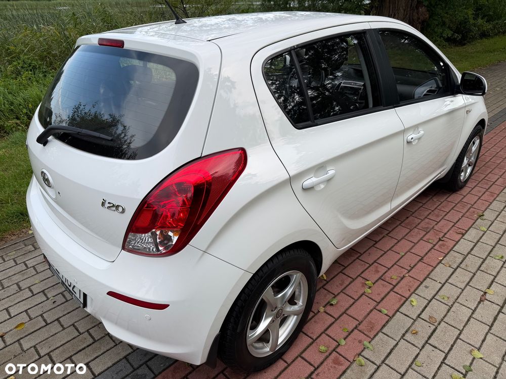Hyundai i20 - 25