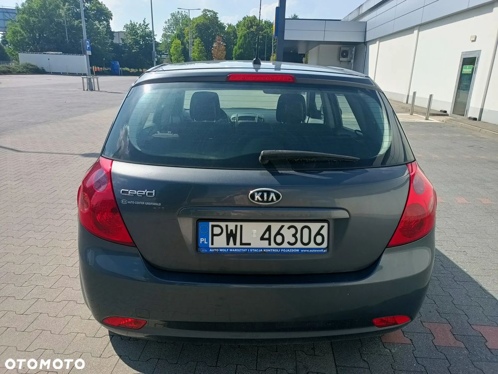 Kia Ceed 1.4 Comfort - 4
