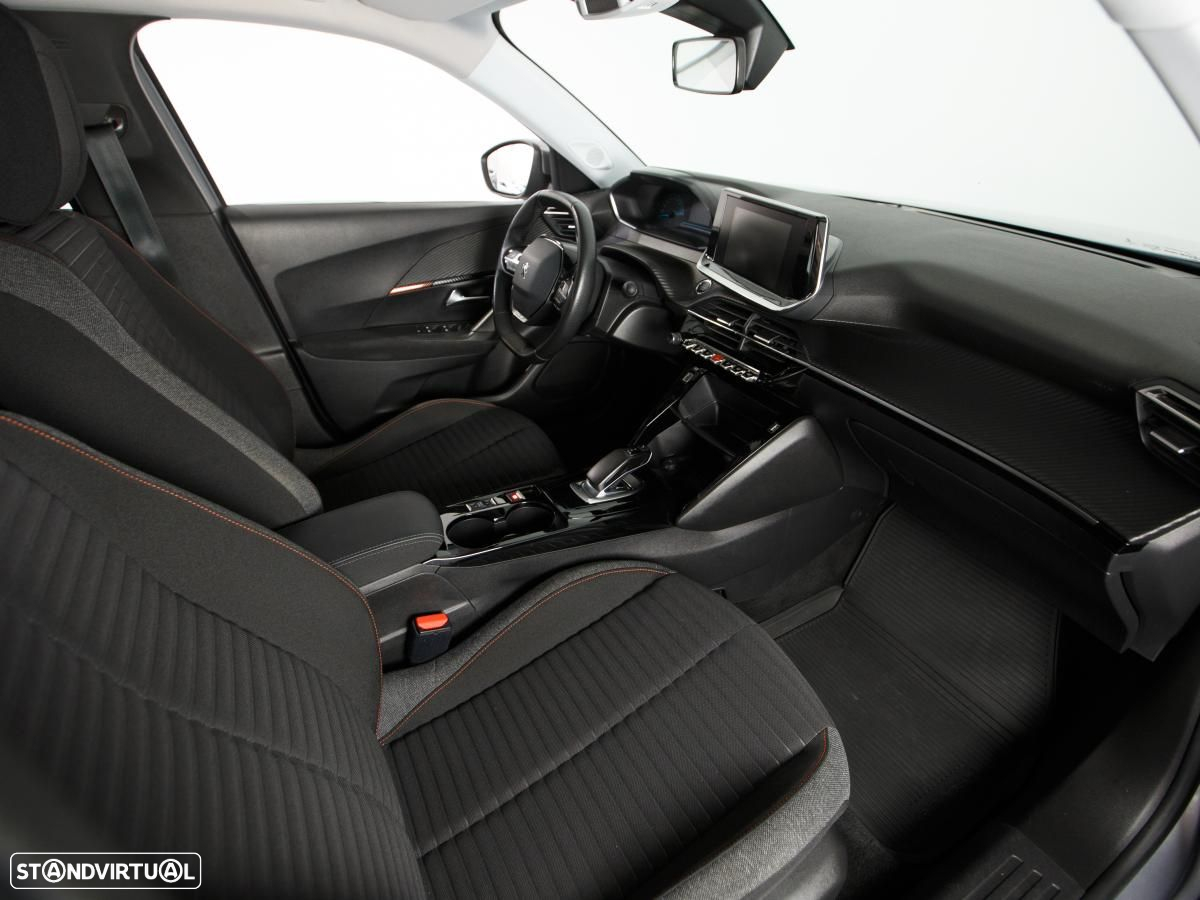 Peugeot e-2008 50 kWh Active - 9