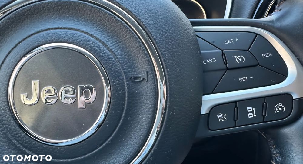Jeep Compass 2.0 MultiJet Active Drive Limited - 24