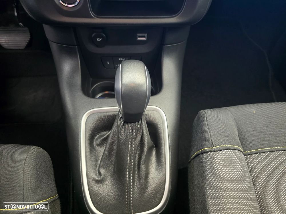 Citroën C3 1.2 PureTech Shine Pack EAT6 - 15