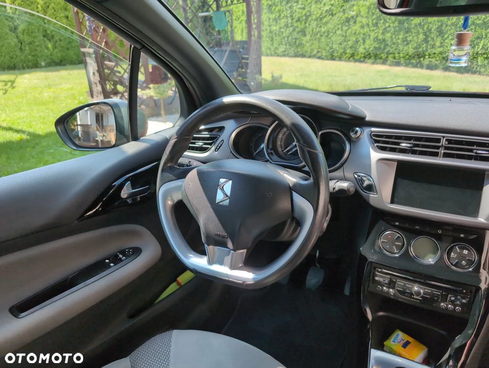 Citroën DS3 1.6 e-HDi SoChic - 8