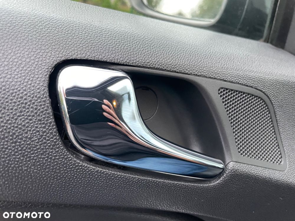 Opel Corsa 1.2 16V Cosmo - 17