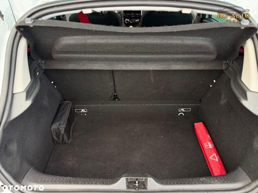 Renault Clio - 33