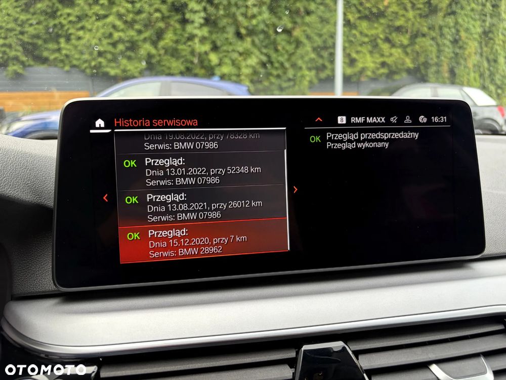BMW Seria 5 520d - 26
