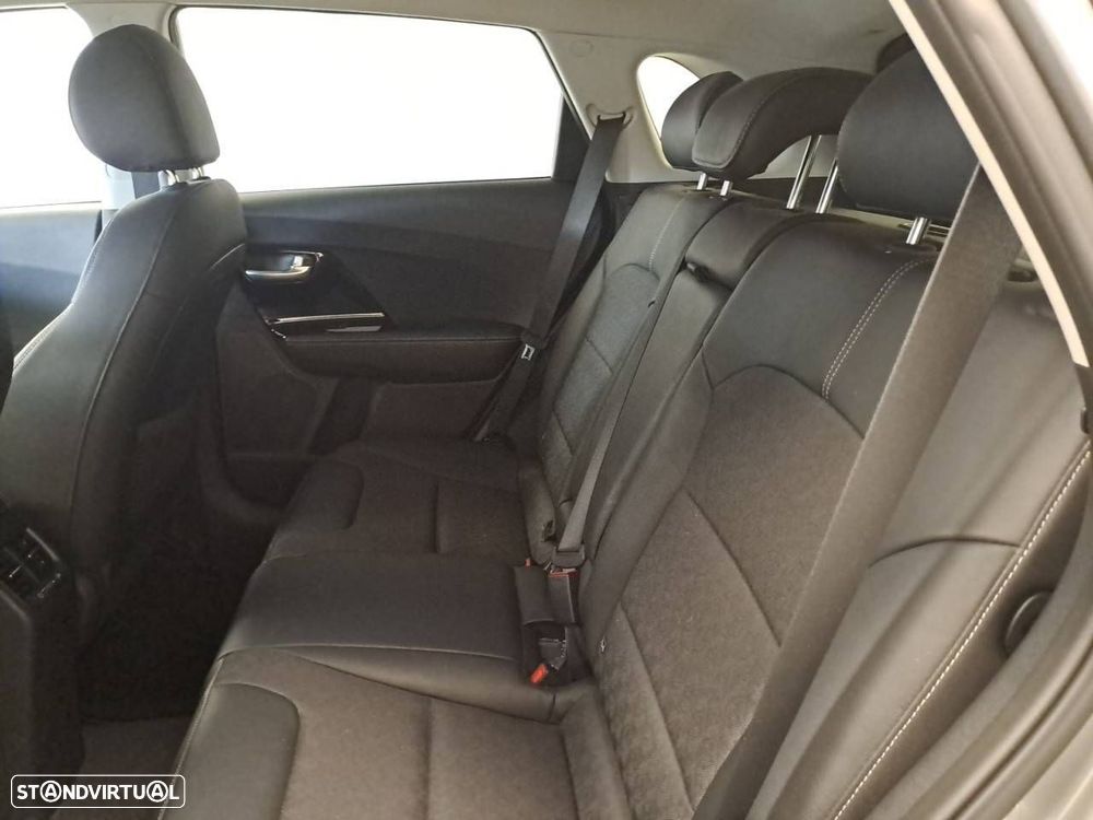 Kia Niro 1.6 GDi PHEV Urban - 10