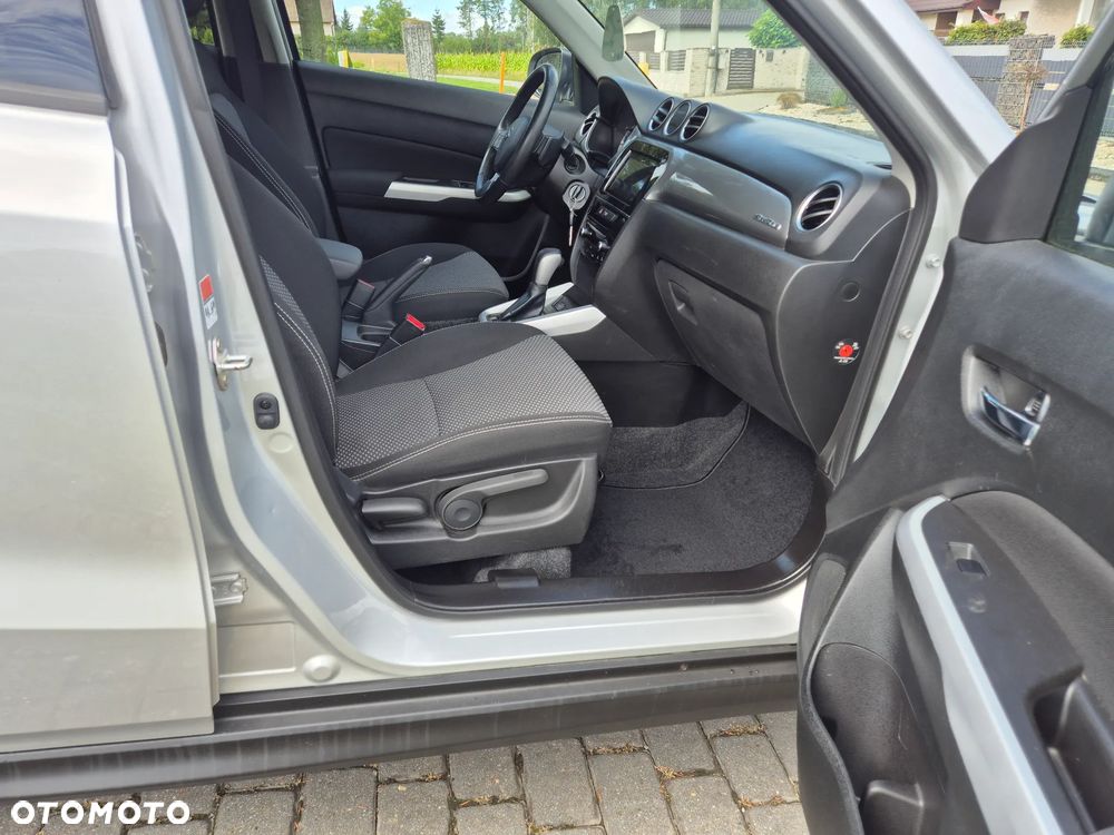 Suzuki Vitara 1.6 (4x4) Allgrip Automatik Comfort - 29