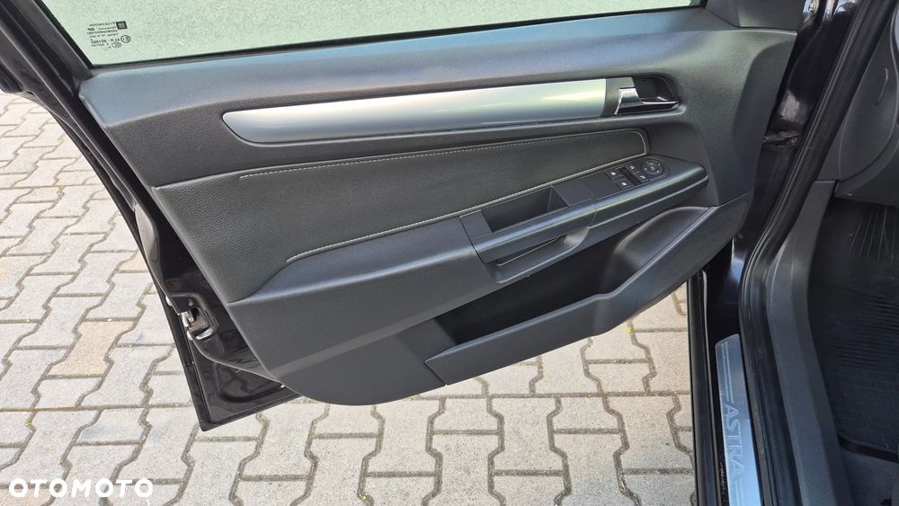 Opel Astra 1.7 CDTI DPF Cosmo - 16