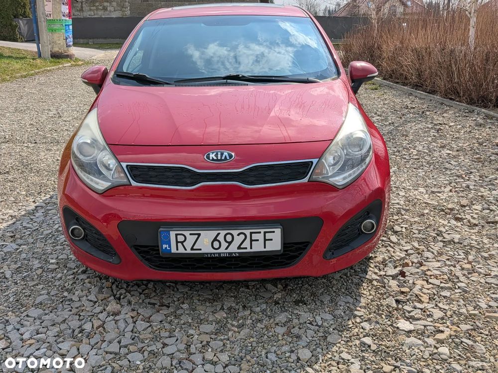 Kia Rio - 1