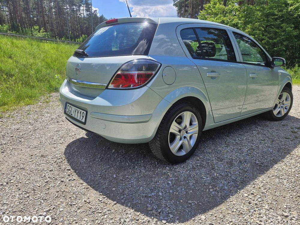 Opel Astra 1.4 Enjoy - 12