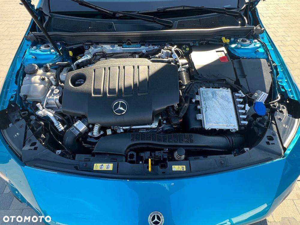 Mercedes-Benz CLA - 35