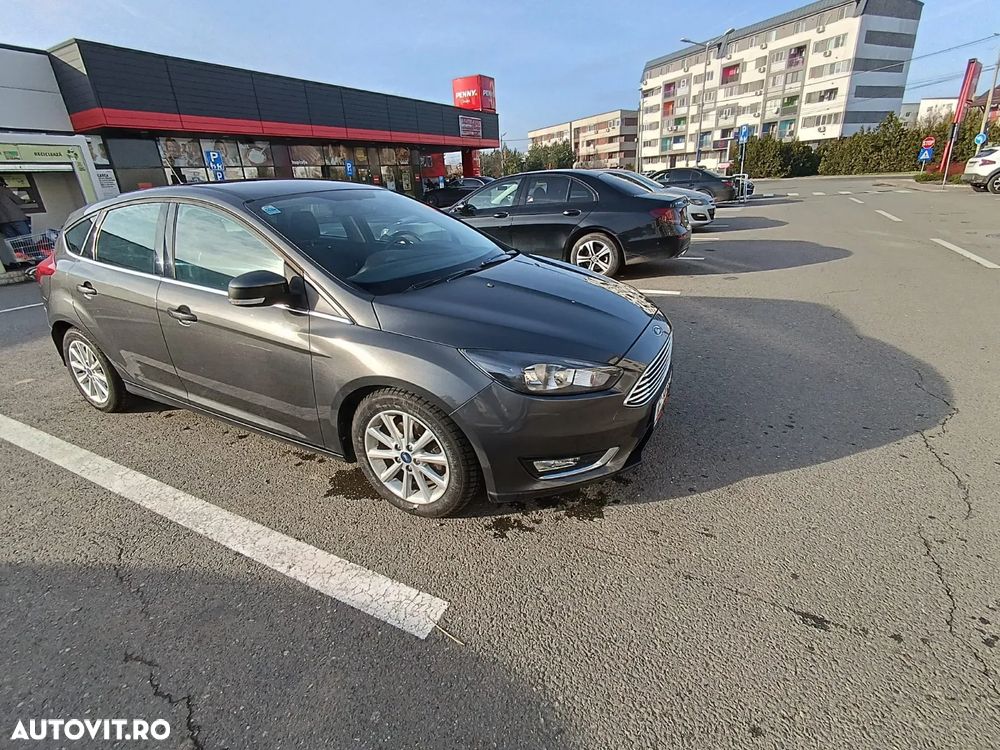 Ford Focus - 9