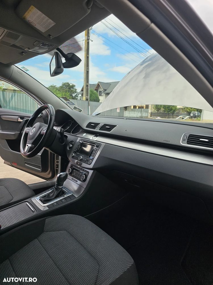 Volkswagen Passat 2.0 TDI DSG BlueMotion Technology Comfortline - 6