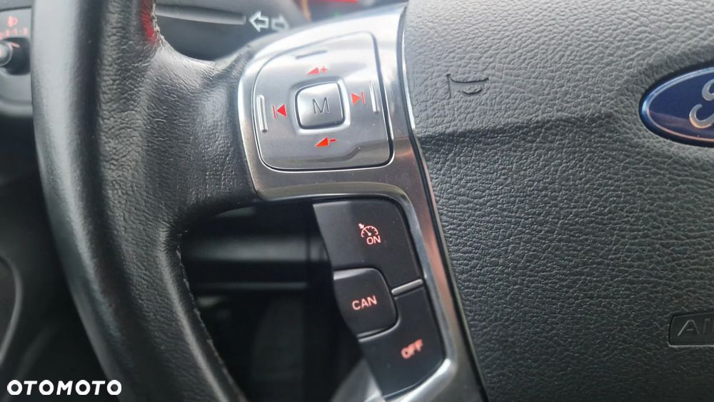 Ford Galaxy 2.0 TDCi Ghia - 12